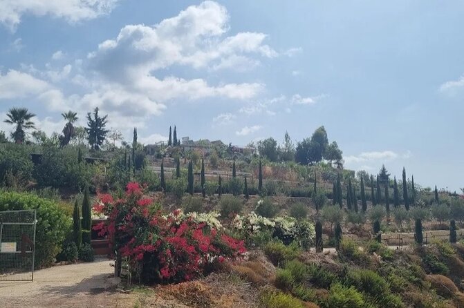 2-Hour Botanic Garden Tour in Akoursos - Rose cordial and an essential-oil workshop