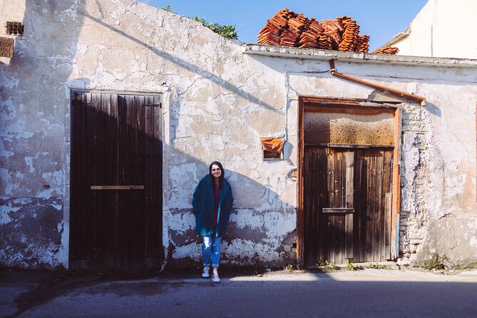 2 Hours Private Photoshoot in Cyprus - Haris and the value of guided posing