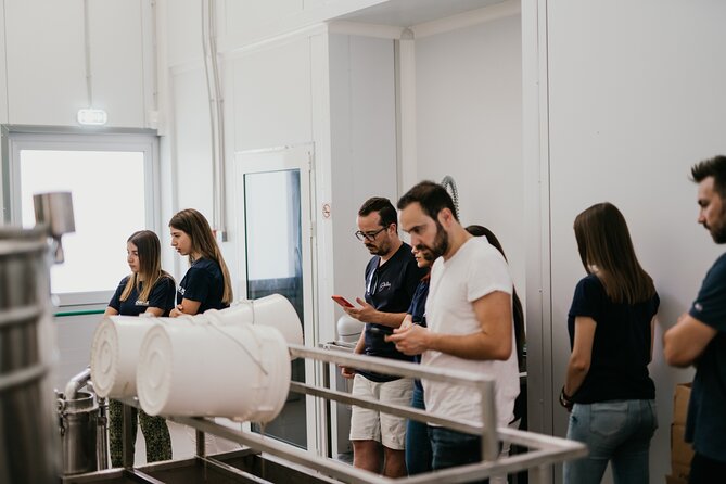 30-Minute Guided Honey Tasting Activity in Melini - Starting With the Story of Cyprus Honey Oros Maxaira
