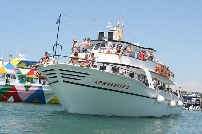 APHRODITE II -LAZY DAY CRUISE-BLUE LAGOON,TURTLE COVE, with LUNCH - Five things to know before you sail
