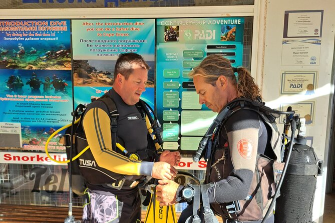 First Time Scuba Dive Adventure, Makronissos, Ayia Napa - The underwater route to 10 meters