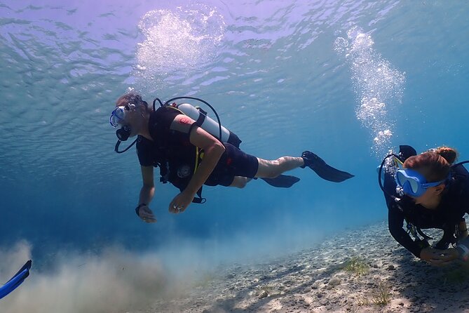 Introductory diving in small groups - From the Cyprus Diving Centre to Green Bay Beach