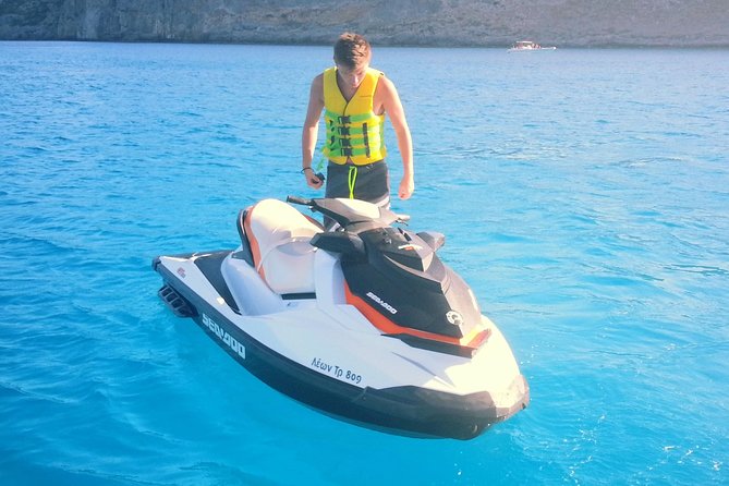 JETSKI 130HP GTI SEADOO (holds 2 people) - The safety briefing is more than a formality