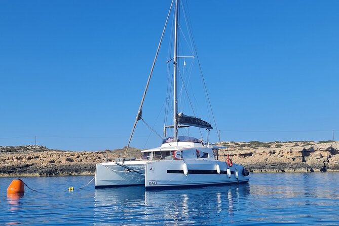 Luxury Private Cruises - Limassol - What comes with the yacht