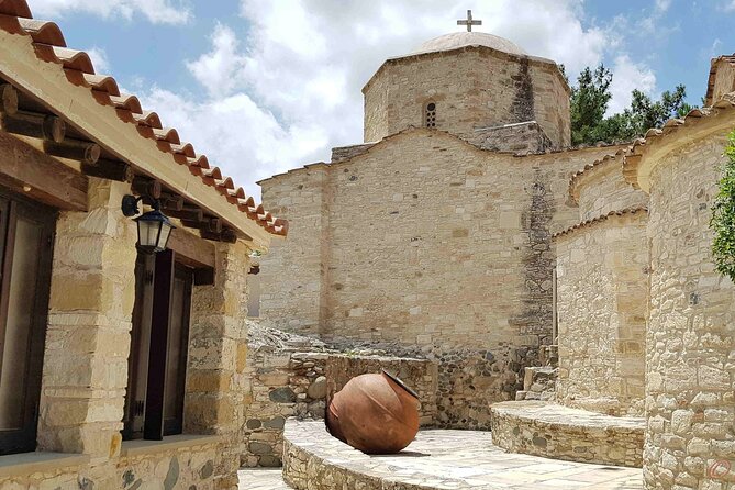 Meet the locals of Troodos mountains - From Larnaca to the Troodos Mountains