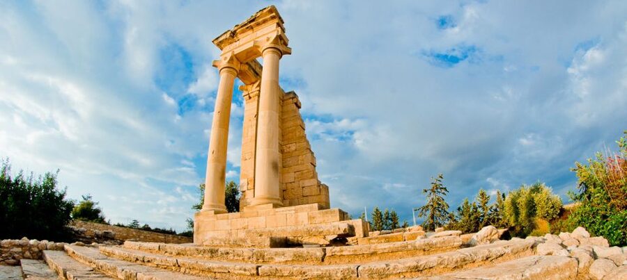 Paphos: Aphrodite's Birthplace, Lefkara & Kourion Day Trip - Lefkara’s lace, silver, and stone lanes