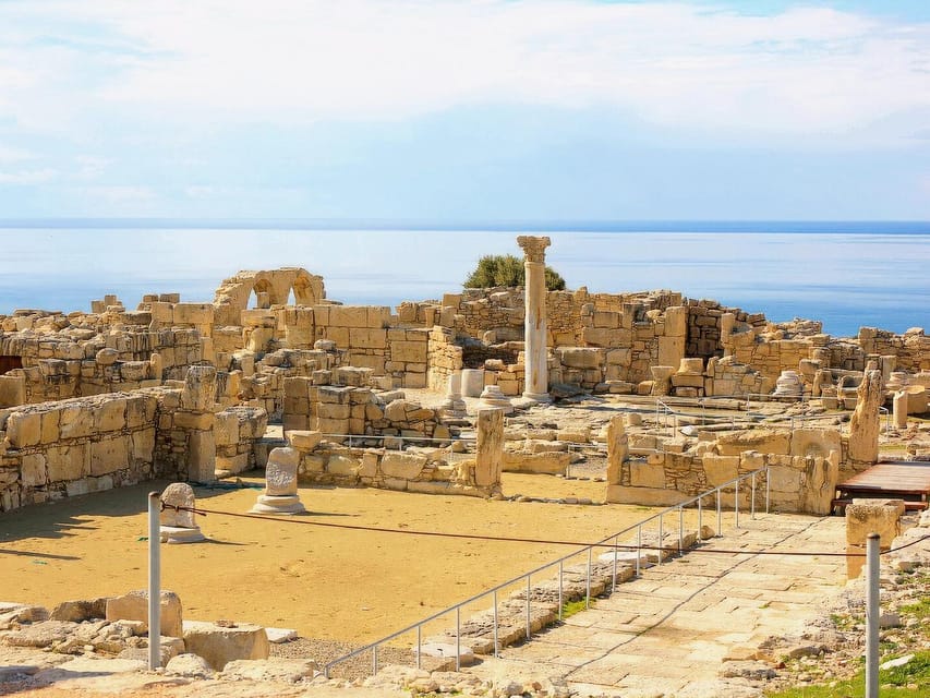 Paphos: Aphrodite's Birthplace, Lefkara & Kourion Day Trip - Molos gives you a proper break