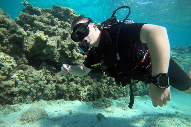 Private Scuba Diving Experience in Cyprus - Entering the water with personal instruction