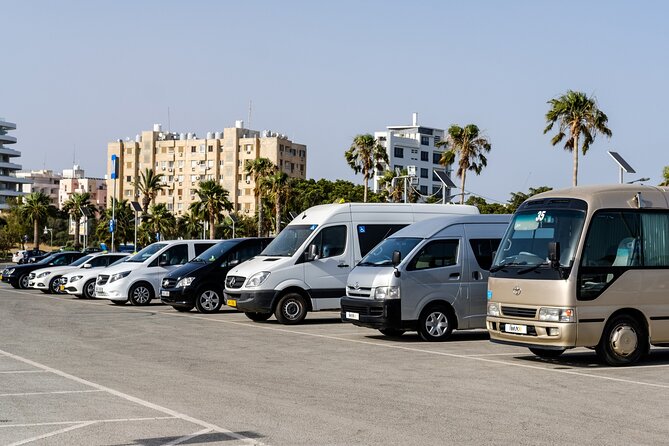 Private Transfer: Larnaca Airport to Larnaca District 1-14 pax - Finding Your Driver in the Arrivals Hall
