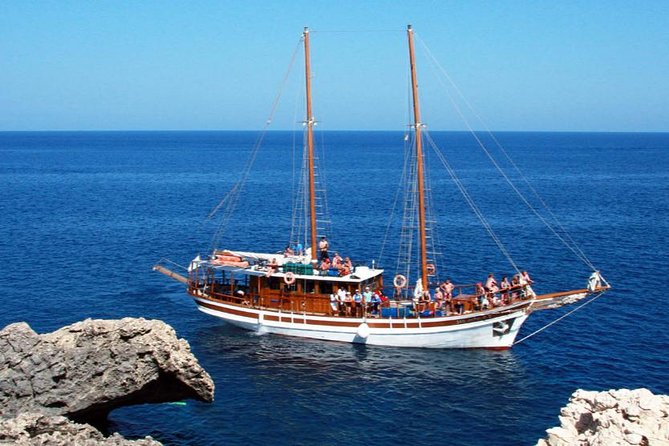 San Antonio Crystal Sea Cruise from Protaras - Transfers and the early start