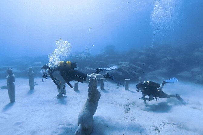 Scuba Diving Experience (10+ Years) AND Free Edited Video - Learning the basics before entering Green Bay