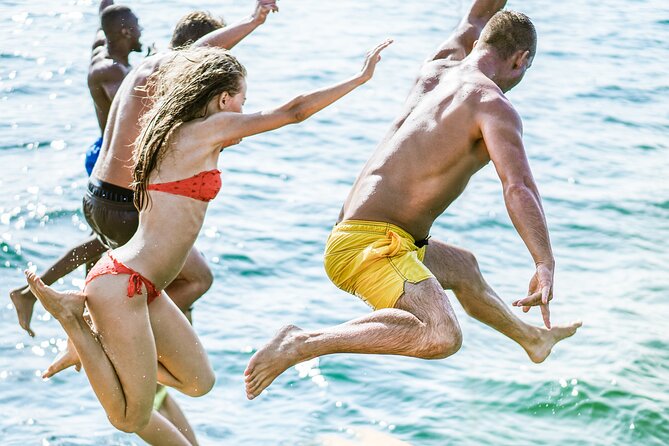 Wave Dancer Half Day BBQ Cruise - All Inclusive - Music, dancing, and onboard shows