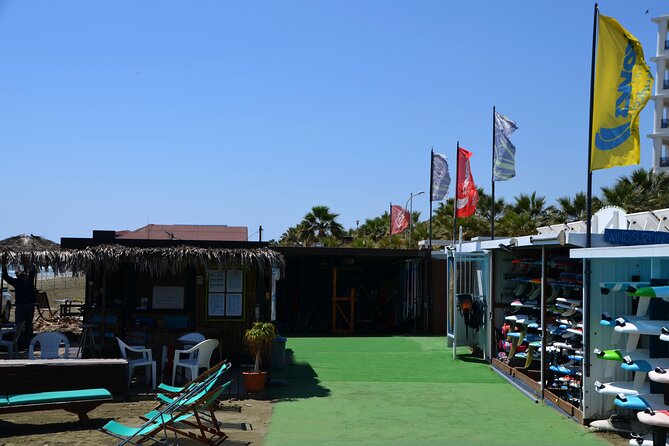 Windsurfing Lesson in Cyprus - Sailing and turning on the water