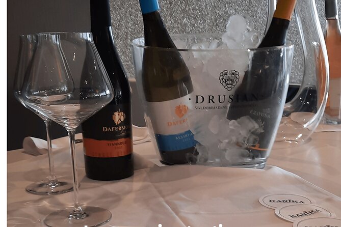 wine tasting at your villa - Why a private group changes the value